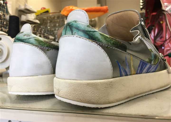 ジュゼッペ・ザノッティのスニーカー修理、4