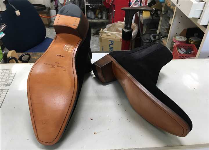 �V�����t���j�G�[���̃u�[�c�̏C���A1