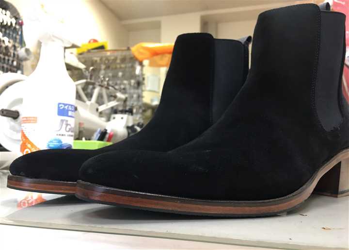 �V�����t���j�G�[���̃u�[�c�̏C���A3