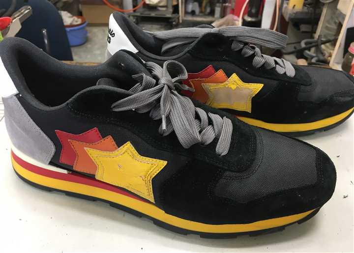 �A�g�����e�B�b�N�X�^�[�Y�̃T�C�h�̃X�^�[�̏C���A3