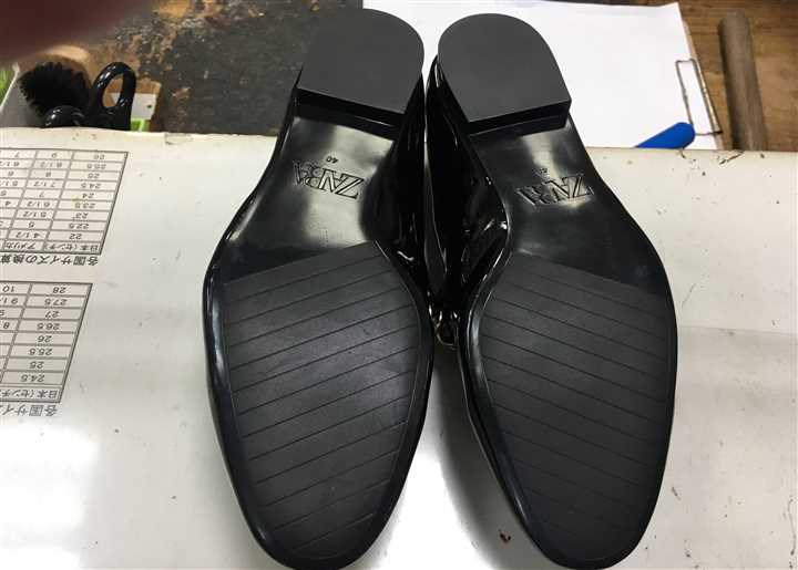 ���[�t�@�[�̒�̏C���A1