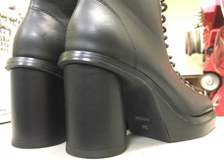 ����u�[�c�̌���J�b�g�A7