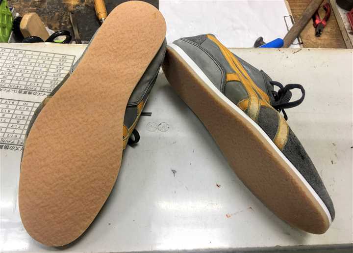 �X�j�[�J�[�̃I�[���\�[�������C���A2