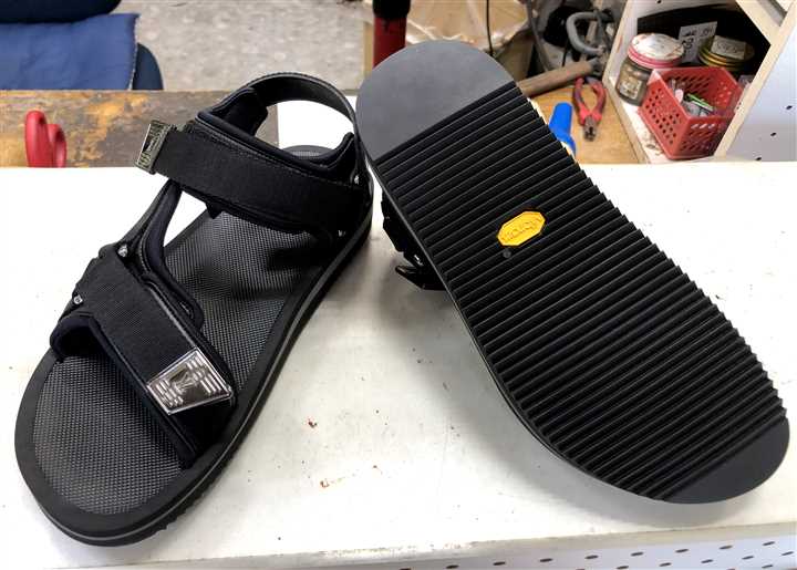 ���B�g���̃T���_���̃\�[���C���A2