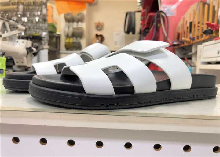 �G�����X�̃T���_���C���A2