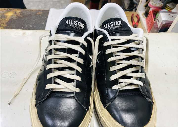 コンバースのカカト内側貼替え修理、2