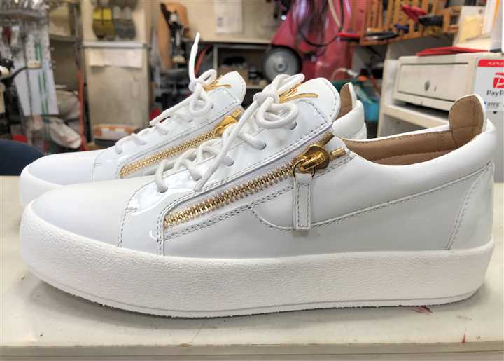 ジュゼッペ・ザノッティのスニーカーソール補強、4